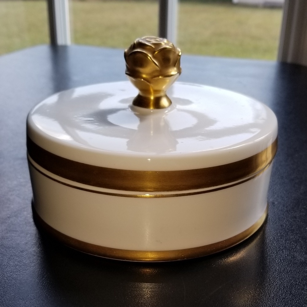 Porcelain Box with a Golden Rose Handle
